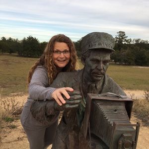 Meet your Posher, Debby